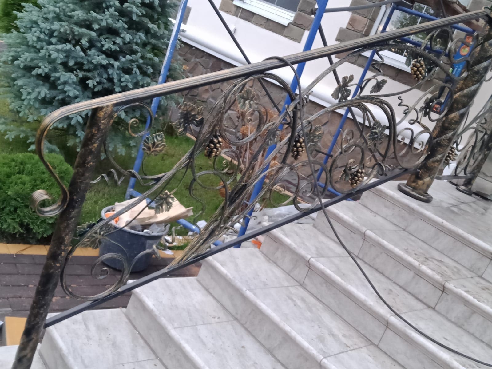 Перила на балкон