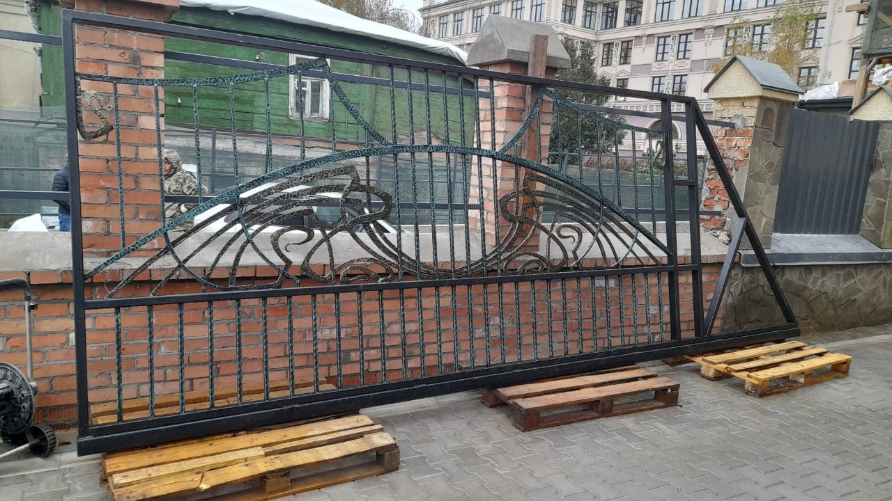 Ажурные кованые ворота